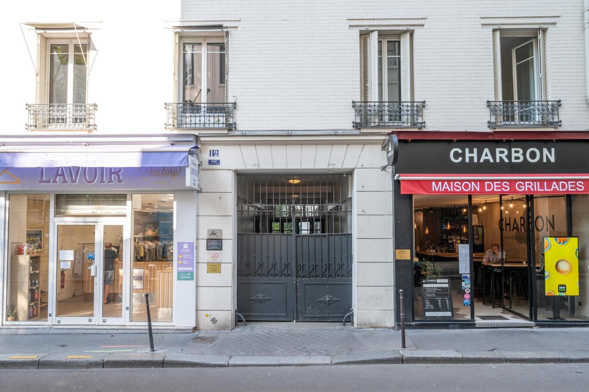 Little Boudoir Of Paris Champs-Elysees Bagian luar foto