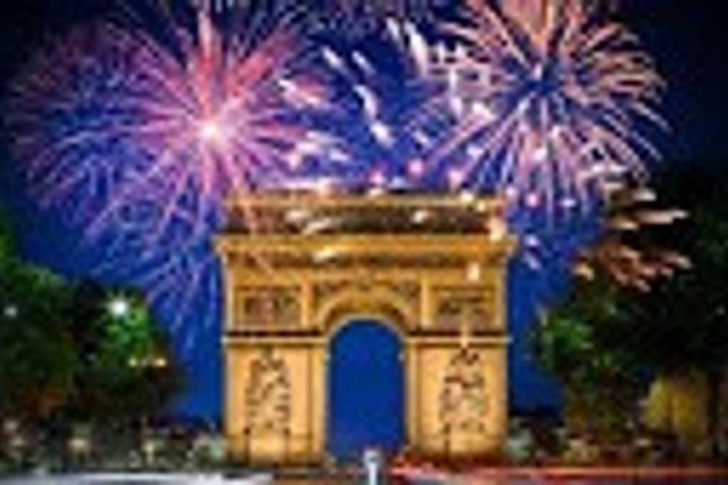 Little Boudoir Of Paris Champs-Elysees Bagian luar foto