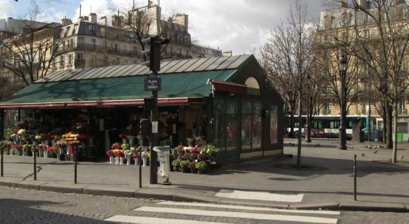 Little Boudoir Of Paris Champs-Elysees Bagian luar foto