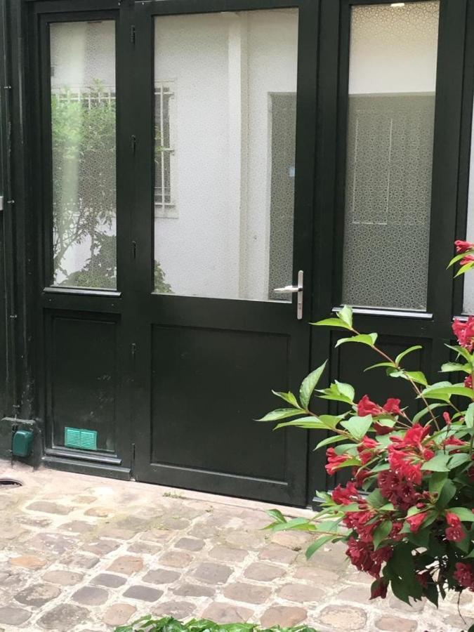 Little Boudoir Of Paris Champs-Elysees Bagian luar foto